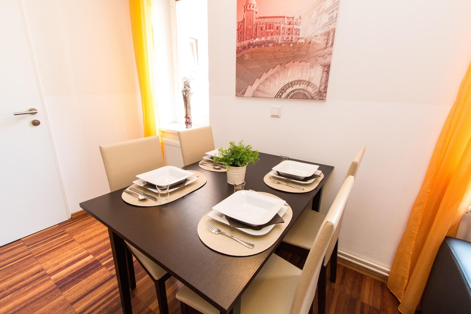 Royal Living Apartments Vienna Exterior photo
