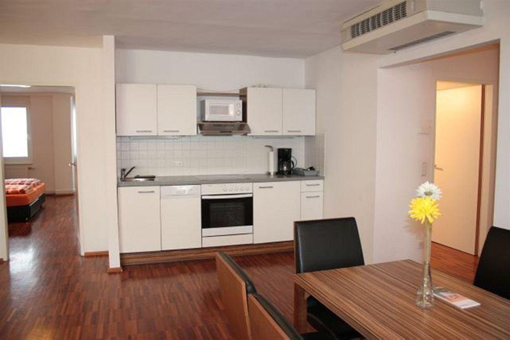 Royal Living Apartments Vienna Exterior photo