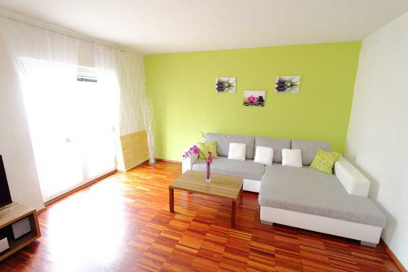 Royal Living Apartments Vienna Exterior photo
